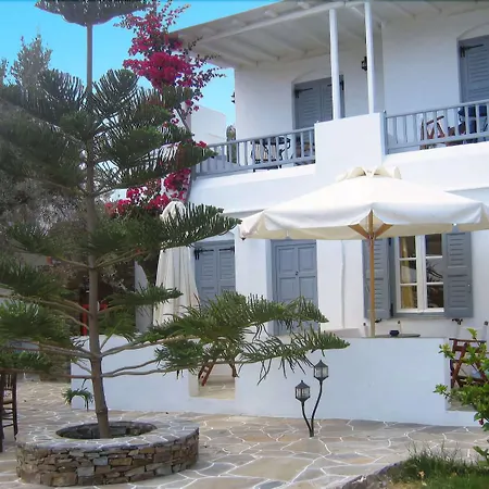 Hotel Irini 3*